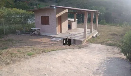 Chácara com 1 dormitório à venda, 700 m² por R$ 200.000 - Centro - Torreões (Juiz de Fora)/MG