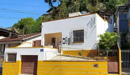 Casa com 5 dormitórios à venda, 135 m² por R$ 469.900,00 - Grajaú - Juiz de Fora/MG