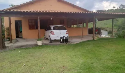 Chácara com 3 dormitórios à venda, 3000 m² por R$ 620.000,00 - Zona Rural  - Matias Barbosa/MG