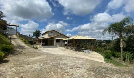 Chácara com 4 Quartos à venda, 2075 m² por R$ 450.000 - Terras do Comendador - Juiz de Fora/MG
