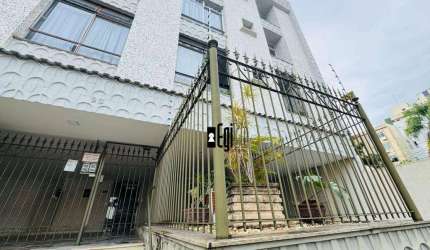 Apartamento com 2 dormitórios à venda, 66 m² por R$ 250.000 - Vale do Ipê - Juiz de Fora/MG