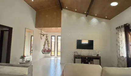 CASA LINEAR EM SAQUAREMA MADRESSILVA