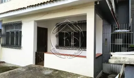 Casa com 2 quartos à venda na Rua Padre Peroneille, Jardim América, Rio de Janeiro, 60 m2 por R$ 275.000