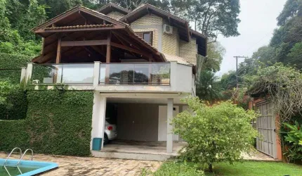 Excelente casa a venda Morro da Cruz
