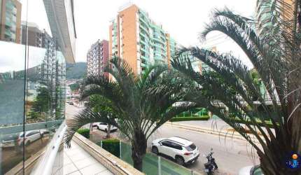 Apartamento à venda de 3 quartos (suíte) com garagem no bairro Trindade próximo ao Shopping, localização privilegiada