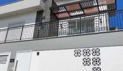 Vendo Casa 3 dormitórios, 2 vagas, em alto padrão, na Pedra Branca