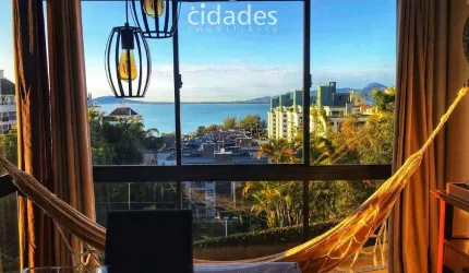 Apartamento, 03 Quartos com Vista Panorâmica para o Mar no Badalado Bairro Coqueiros - Florianópolis SC