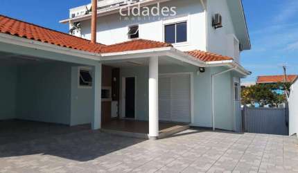 CASA RESIDENCIAL/COMERCIAL 2 pisos, amplo terreno e muito bem construída! ACEITA PERMUTA!