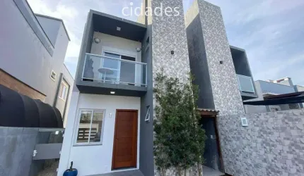 Sobrado para venda de 3 dormitórios (suíte) com garagem no Rio Vermelho, Florianópolis