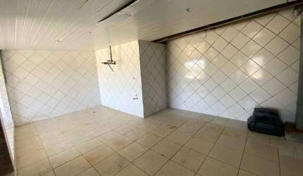 Excelente casa comercial para locação Coqueiros