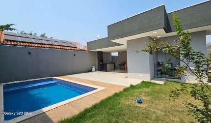Casa para Venda em Campo Grande, Jardim Jockey Club, 3 dormitórios, 1 suíte, 2 banheiros, 3 vagas