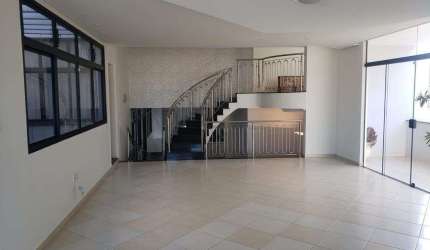 CASA EM JUNDIAÍ - VILA PROGRESSO - AT: 250,00 m² e AC: 400,00 m² - 4 VAGAS