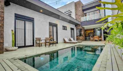 CASA A VENDA NO BRISAS DA MATA - CASA TÉRREA COM MEZANINO - MOBILIADA E DECORADA