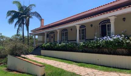 VENDA DE CASA NA MALOTA EM JUNDIAÍ - TÉRREA - 4 VAGAS