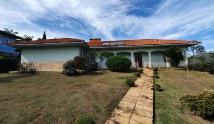 CASA A VENDA NA MALOTA - SOBRADO - 4 DORMITÓRIOS - 2 SUÍTES