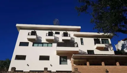 CASA A VENDA EM JUNDIAÍ - MALOTA - SOBRADO (3 PISOS) - 4 SUÍTES - 5 VAGAS