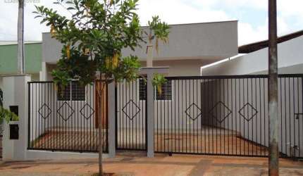 Casa para alugar em Londrina, Jardim Vale Verde, com 3 quartos, com 72.35 m²