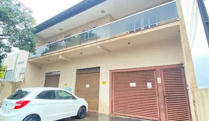 Casa à venda em Londrina, Parque Residencial Joaquim Toledo Piza, com 3 quartos, com 390 m²