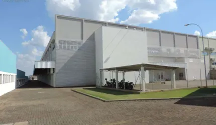 Barracão para alugar em Londrina, Leonor, com 2100 m²
