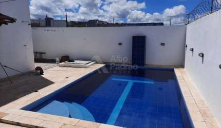 OPORTUNIDADE DE CASA SOLTA COM PISCINA!!! EM GRAVATÁ-PE