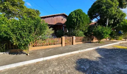Casa em condomínio fechado com 4 quartos à venda na Avenida Cícero Batista de Oliveira, 1632, Alpes Suiços, Gravatá, 180 m2 por R$ 650.000