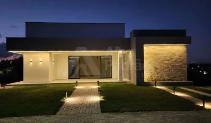 Casa com 4 quartos à venda na Avenida Cícero Batista de Oliveira, 1632, Alpes Suiços, Gravatá, 318 m2 por R$ 1.600.000