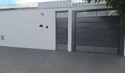 Casa moderna e espaçosa com 2 quartos no César Park, Moreira César