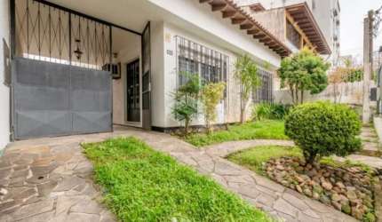 Casa com 3 quartos à venda na Rua Atanásio Belmonte, 427, Boa Vista, Porto Alegre por R$ 997.800