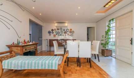 Casa com 3 quartos à venda na Rua Carlos Huber, 91, Três Figueiras, Porto Alegre por R$ 2.499.000
