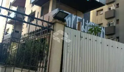 Prédio à venda na Rua General Couto de Magalhães, 858, São João, Porto Alegre por R$ 895.000