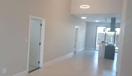 Linda casa de alto padrão em Caçapava
