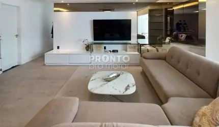 Apartamento com excelente localização no bairro das graças, com 157m² de área útil.