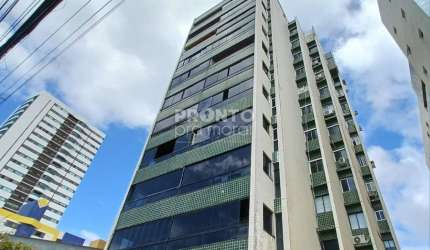 Apartamento beira-mar à venda em Casa Caiada, Olinda