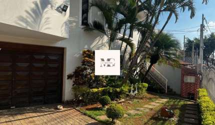 Impecável casa à venda em São Paulo-SP, Jardim Franca: 3 quartos, 1 suíte, 3 salas, 4 banheiros, 5 vagas de garagem, 222m².