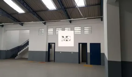 Galpão Comercial à Venda em São Paulo-SP, na Mooca, com 1 Sala, 3 Banheiros, 4 Vagas e 430m². Venha Conferir!