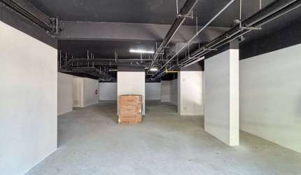 Loja de rua para locação, 213m²
