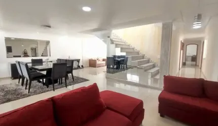 Ótima oportunidade com móveis planejados excelente localização.