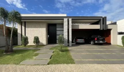 CASA TÉRREA DE ALTO PADRÃO À VENDA NO CONDOMÍNIO VILLAGGIO DO ENGENHO – 4 SUÍTES, 304 M² PRIVATIVOS E LAZER COMPLETO