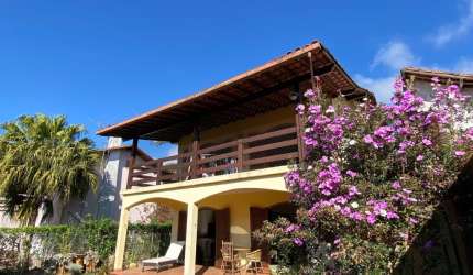 Vendo linda casa duplex fora de condomínio no Panorama Teresópolis final de rua !