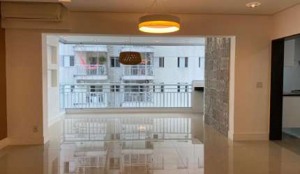 Apartamento 150m2 com 3 dormitórios (1 suíte) 2 vagas - Marapé - Santos - SP