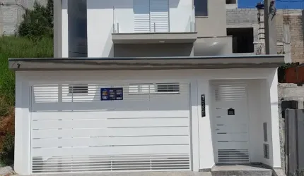 Sobrado á venda– 3 Dorms- Jd Europa – Laranjeiras - Caieiras/SP