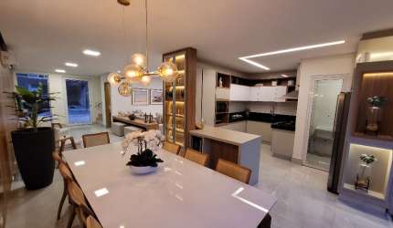 SOBRADO ALTO PADRÃO! 191m² (4 Suítes), JD. Atlântico, ao lado do parque Cascavel - PRONTO PRA MORAR!