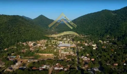 Terreno à venda em Niterói, Engenho do Mato, 450m²