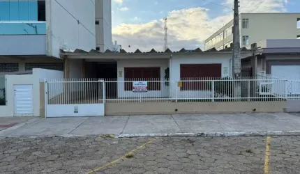 Casa com 5 dormitórios à venda, 188 m² por R$ 850.000,00 - Centro - Balneário Arroio do Silva/SC