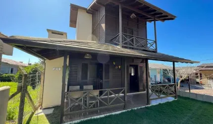 Casa com 4 dormitórios à venda, 160 m² por R$ 550.000,00 - Centro - Balneário Arroio do Silva/SC