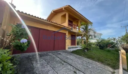 Casa com 4 dormitórios à venda, 205 m² por R$ 700.000,00 - Paiquerê - Araranguá/SC