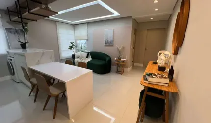 Studio moderno e decorado à venda