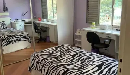Sobrado de luxo em Vila Mariana - SP: 350m², 3 dormitórios, 4 banheiros - venda ou locação por R$12M