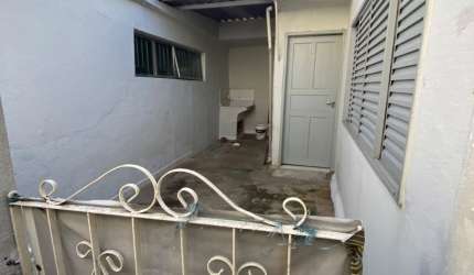 Casa para locação bairro Água Rasa