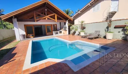 Casa para Venda em Guarujá, Guaiúba, 3 dormitórios, 1 suíte, 3 banheiros, 5 vagas